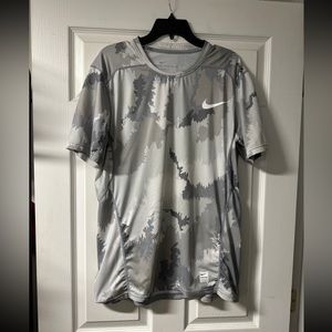 Nike Pro Hypercool TShirt